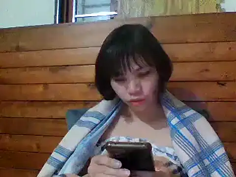 Snapshot of Angela-Eira chatting on 01-31-25, 10:10 Angela-Eira online show from 01-31-25, 10:10
