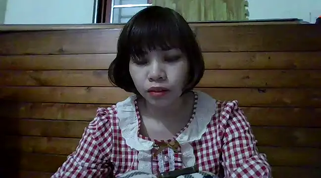 Snapshot of Angela-Eira chatting on 02-05-25, 08:57 Angela-Eira online show from 02-05-25, 08:57