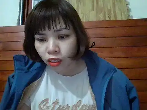 Snapshot of Angela-Eira chatting on 03-08-25, 09:51 Angela-Eira online show from 03-08-25, 09:51
