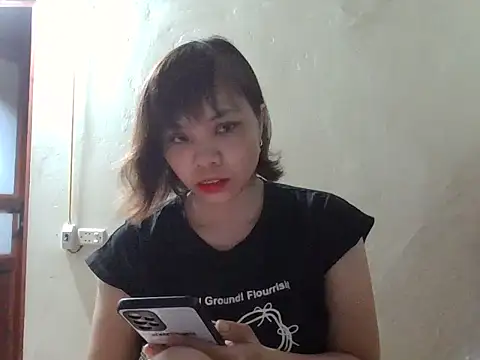 Snapshot of Angela-Eira chatting on 09-08-25, 08:52 Angela-Eira online show from 09-08-25, 08:52