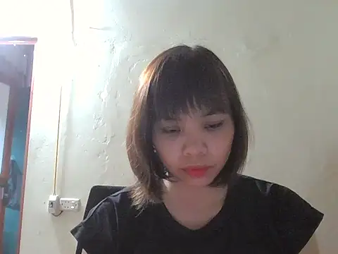 Snapshot of Angela-Eira chatting on 09-24-25, 11:52 Angela-Eira online show from 09-24-25, 11:52