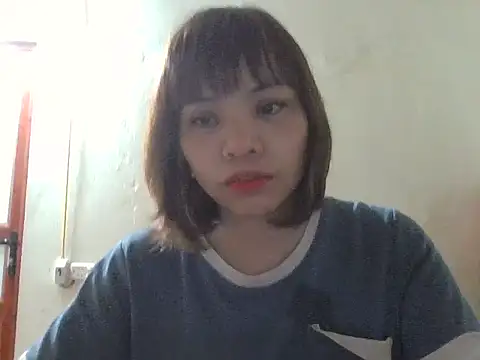 Snapshot of Angela-Eira chatting on 10-11-25, 07:34 Angela-Eira online show from 10-11-25, 07:34