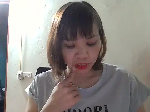 Snapshot of Angela-Eira chatting on 10-13-25, 07:52 Angela-Eira online show from 10-13-25, 07:52