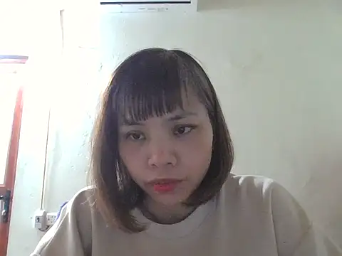 Snapshot of Angela-Eira chatting on 11-04-25, 09:19 Angela-Eira online show from 11-04-25, 09:19