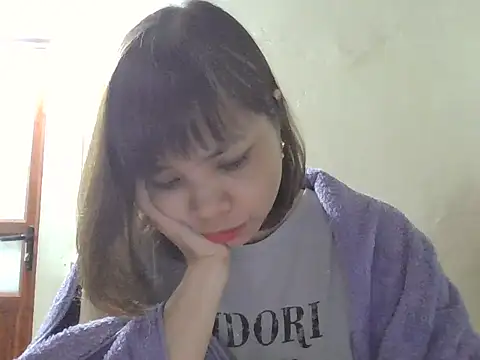 Snapshot of Angela-Eira chatting on 11-13-25, 10:08 Angela-Eira online show from 11-13-25, 10:08