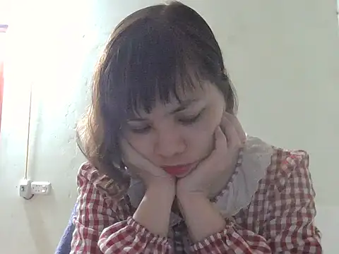 Snapshot of Angela-Eira chatting on 12-04-25, 09:12 Angela-Eira online show from 12-04-25, 09:12