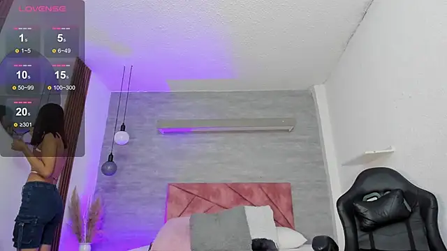 thararouse online show from 11-26-25, 12:17