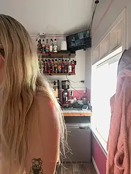 Snapshot of delicioussdixie chatting on 02-14-26, 11:12 delicioussdixie online show from 02-14-26, 11:12