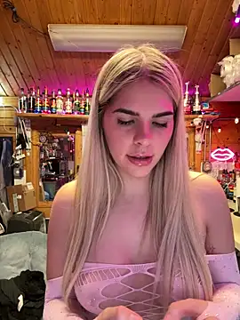 Snapshot of delicioussdixie chatting on 03-13-26, 12:50 delicioussdixie online show from 03-13-26, 12:50