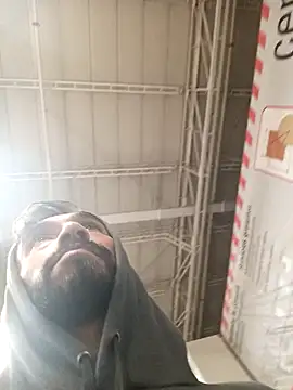 weedmanhot28 online show from 12-19-24, 06:23