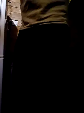 Snapshot of stinger19924 chatting on 11-11-25, 08:03 stinger19924 online show from 11-11-25, 08:03