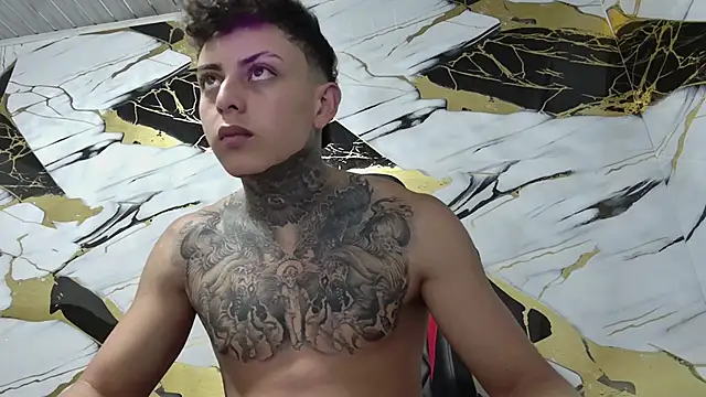 Kevin22 222 online show from 01-04-25, 03:07