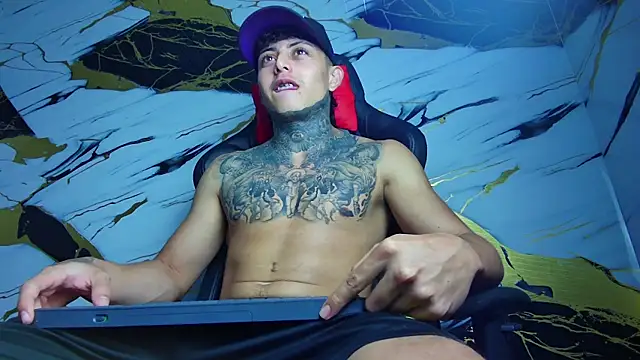 Kevin22 222 online show from 02-05-25, 01:47