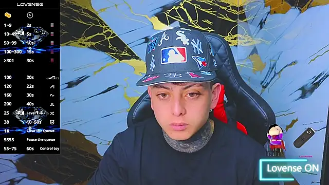 Kevin22 222 online show from 11-19-25, 04:01