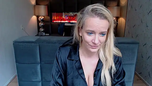 Snapshot of Wendysexyx chatting on 10-05-25, 09:40 Wendysexyx online show from 10-05-25, 09:40