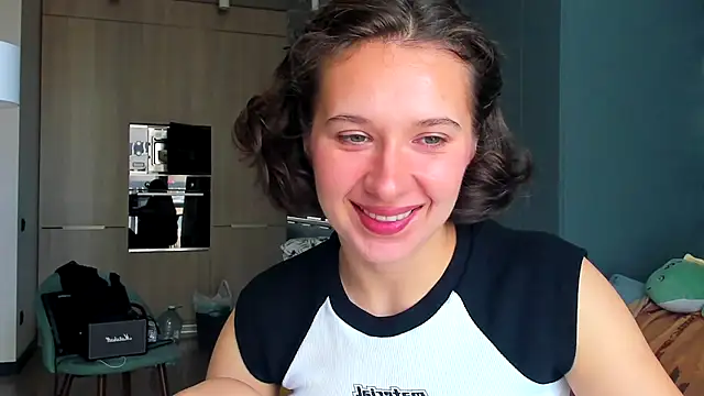 Snapshot of Lilith_lutherlow chatting on 10-02-25, 10:44 Lilith lutherlow online show from 10-02-25, 10:44