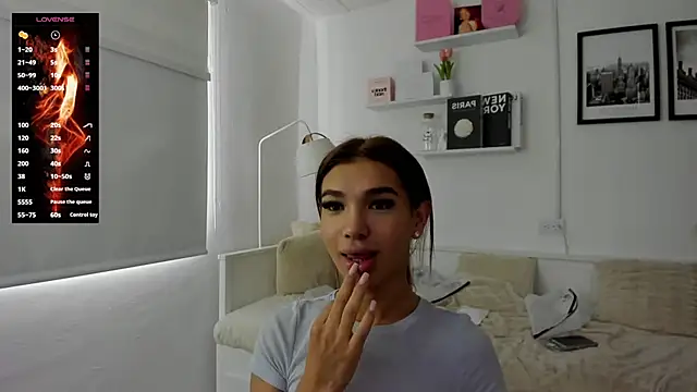 Snapshot of manely1 chatting on 03-09-26, 04:00 manely1 online show from 03-09-26, 04:00