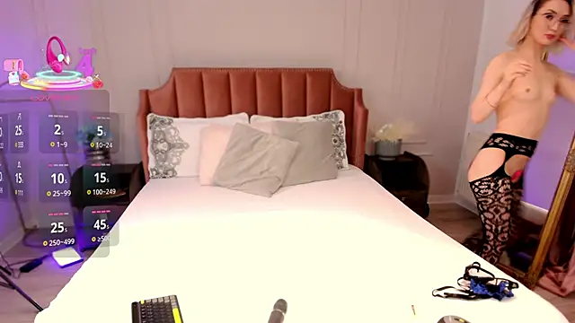 Snapshot of CharmingAnnie chatting on 03-05-25, 06:45 CharmingAnnie online show from 03-05-25, 06:45