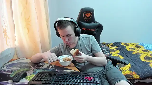 iliaskrislove online show from 10-29-25, 11:01