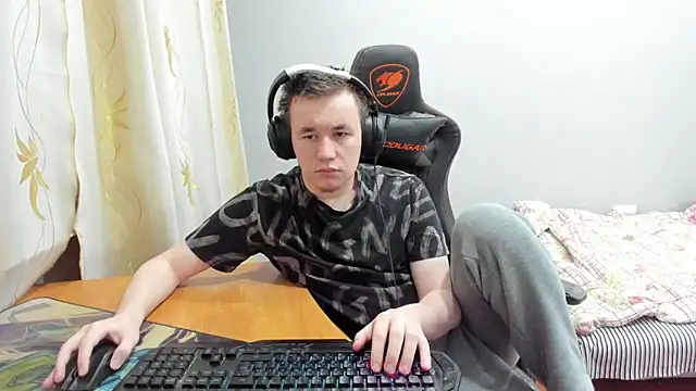 iliaskrislove online show from 11-20-25, 01:06