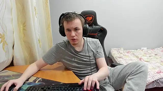 iliaskrislove online show from 11-25-25, 02:33