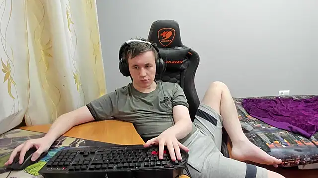 iliaskrislove online show from 12-20-25, 06:37