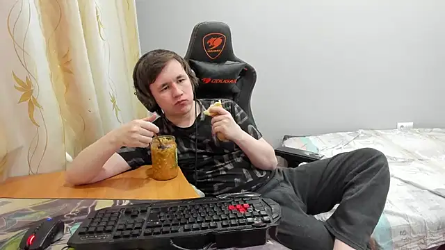 iliaskrislove online show from 04-01-26, 01:39