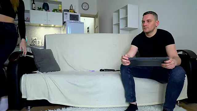 Snapshot of littlesweettifany chatting on 03-18-25, 12:58 littlesweettifany online show from 03-18-25, 12:58