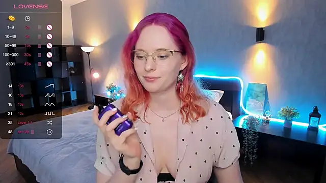 Aemilia  online show from 01-16-25, 03:02