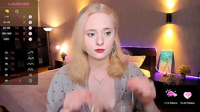 Aemilia  online show from 01-29-25, 12:13