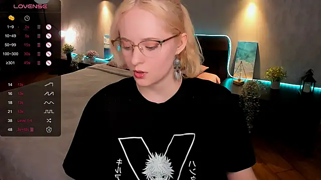 Aemilia  online show from 02-06-25, 12:16