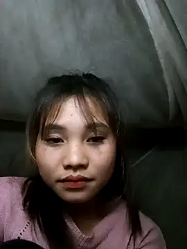 Snapshot of tamaien chatting on 12-11-24, 12:55 tamaien online show from 12-11-24, 12:55