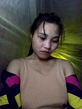 Snapshot of tamaien chatting on 12-14-24, 05:47 tamaien online show from 12-14-24, 05:47
