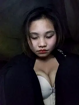 Snapshot of tamaien chatting on 01-04-25, 04:43 tamaien online show from 01-04-25, 04:43