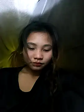Snapshot of tamaien chatting on 01-05-25, 11:33 tamaien online show from 01-05-25, 11:33