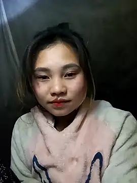 Snapshot of tamaien chatting on 01-08-25, 12:37 tamaien online show from 01-08-25, 12:37