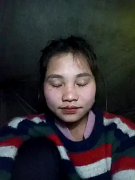 Snapshot of tamaien chatting on 01-18-25, 10:49 tamaien online show from 01-18-25, 10:49