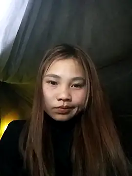 Snapshot of tamaien chatting on 02-07-25, 01:47 tamaien online show from 02-07-25, 01:47