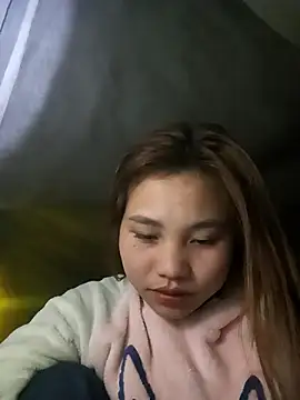 Snapshot of tamaien chatting on 02-14-25, 06:02 tamaien online show from 02-14-25, 06:02