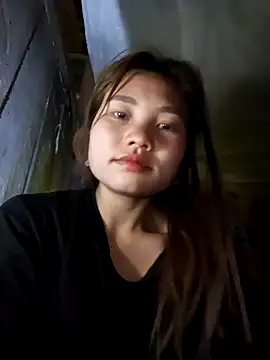 Snapshot of tamaien chatting on 03-22-25, 11:42 tamaien online show from 03-22-25, 11:42
