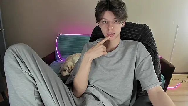 Liam sexy1 online show from 12-28-24, 07:44