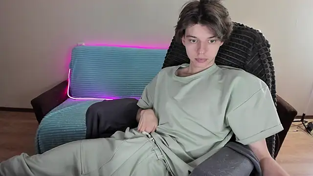 Liam sexy1 online show from 01-18-25, 01:29