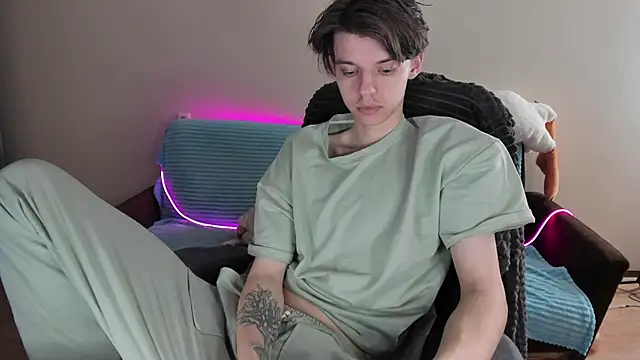 Liam sexy1 online show from 01-24-25, 08:13