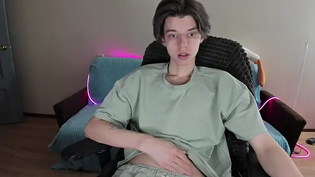 Liam sexy1 online show from 02-08-25, 02:05