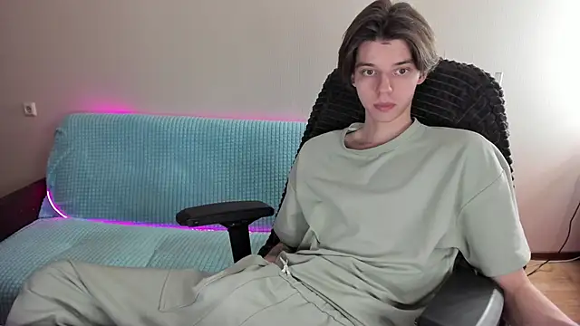 Liam sexy1 online show from 02-13-25, 02:20