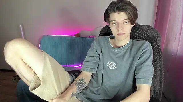 Liam sexy1 online show from 02-19-25, 02:23