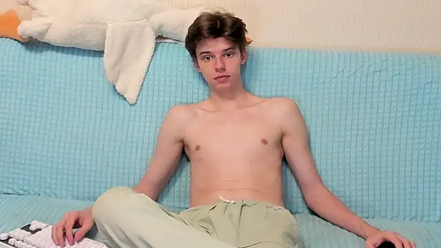 Liam sexy1 online show from 10-31-25, 02:18