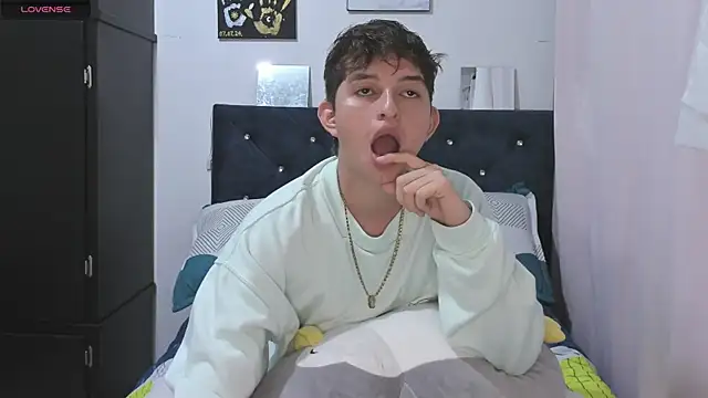 Hanz peterss online show from 03-01-25, 10:42