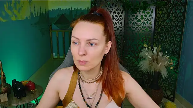 Snapshot of VandaRossi chatting on 01-10-25, 05:05 VandaRossi online show from 01-10-25, 05:05