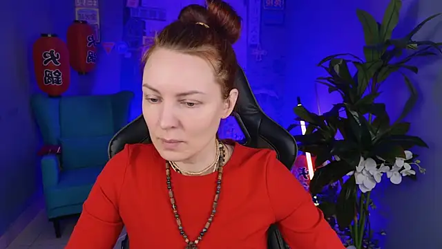 Snapshot of VandaRossi chatting on 01-14-25, 05:08 VandaRossi online show from 01-14-25, 05:08